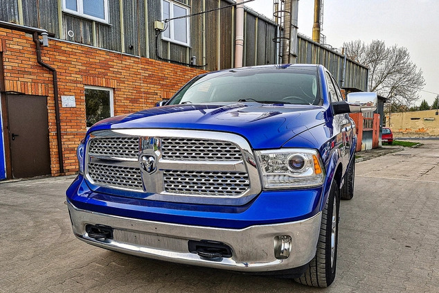 Dodge RAM cena 99000 przebieg: 166000, rok produkcji 2018 z Strzelno małe 121